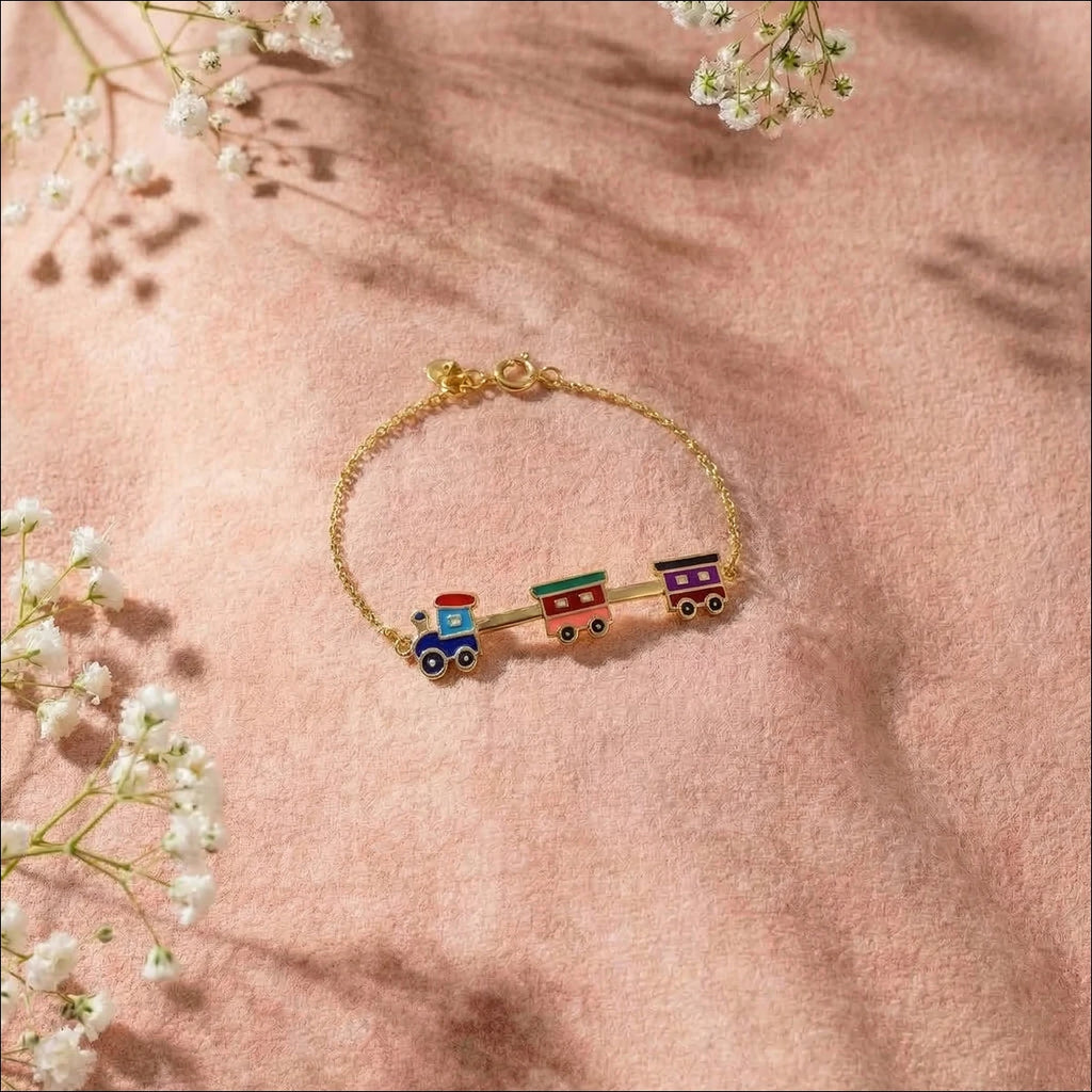 Tiny Train Adventure Bracelet | Tinyfacets | minimal tiny train adventure bracelet style