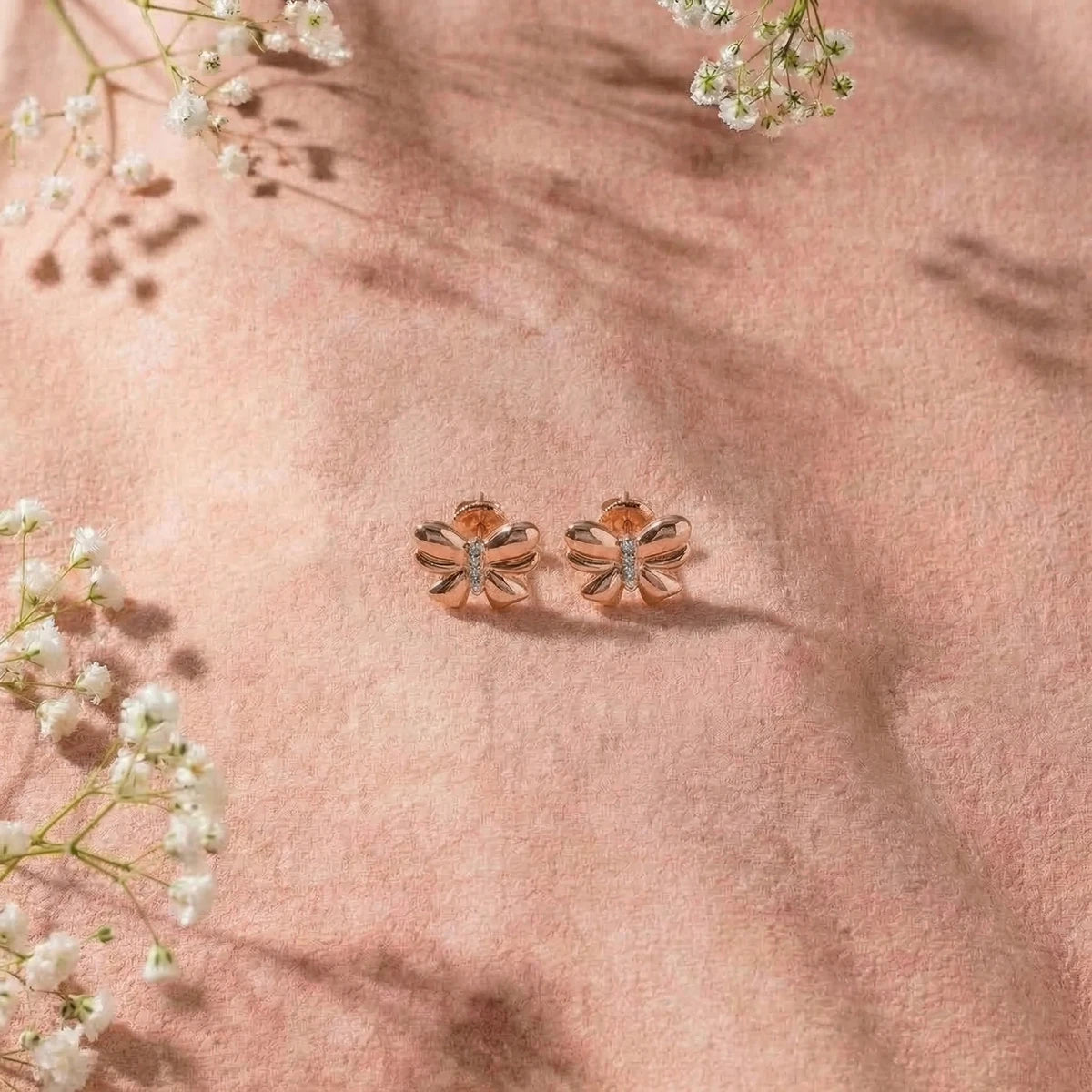 Little Princess Bow Gold Studs | Tinyfacets | minimal little princess bow gold studs style