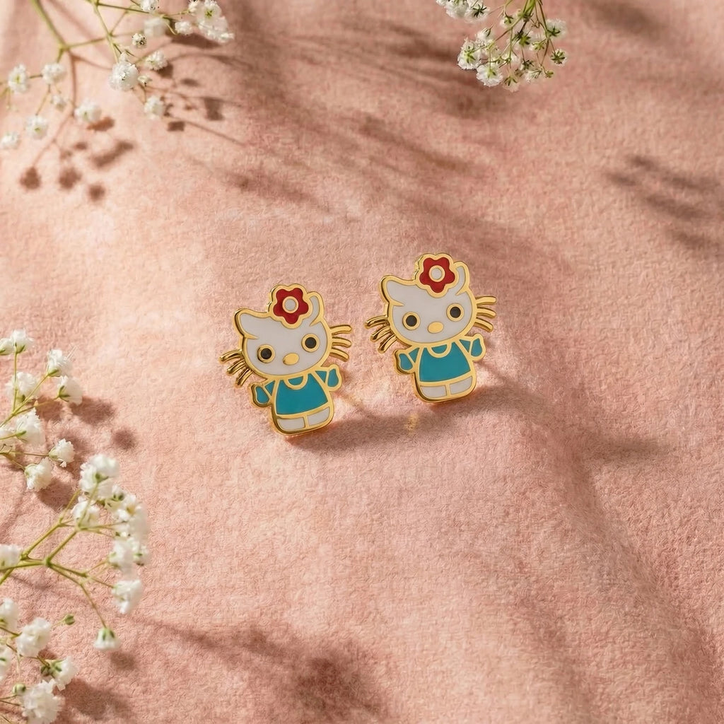 Little Kitty Bloom Gold Studs | Tinyfacets | minimal little kitty bloom gold studs style