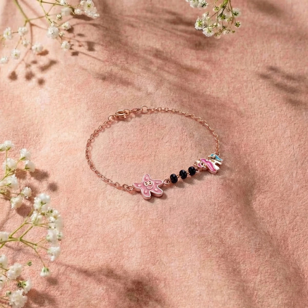 Starry Unicorn Nazariya Bracelet | Tinyfacets | minimal starry unicorn nazariya bracelet style