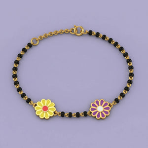 Daisy Flowers Nazariya Bracelet In Gold
