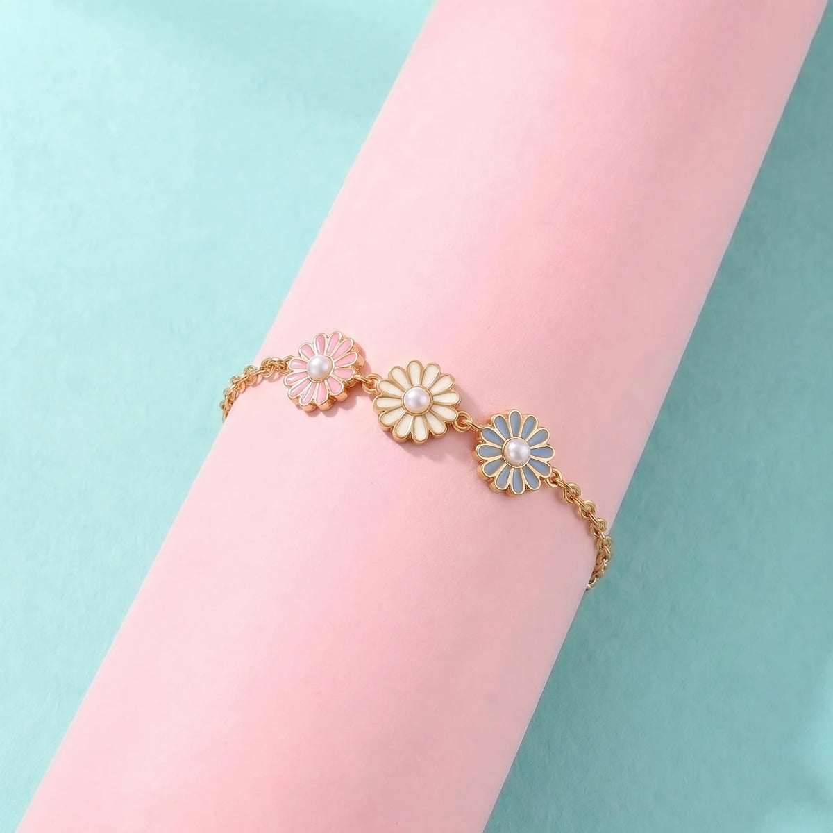 Little Bloom Pastel Daisy Gold Bracelet | Tinyfacets | delicate daisy jewelry gold