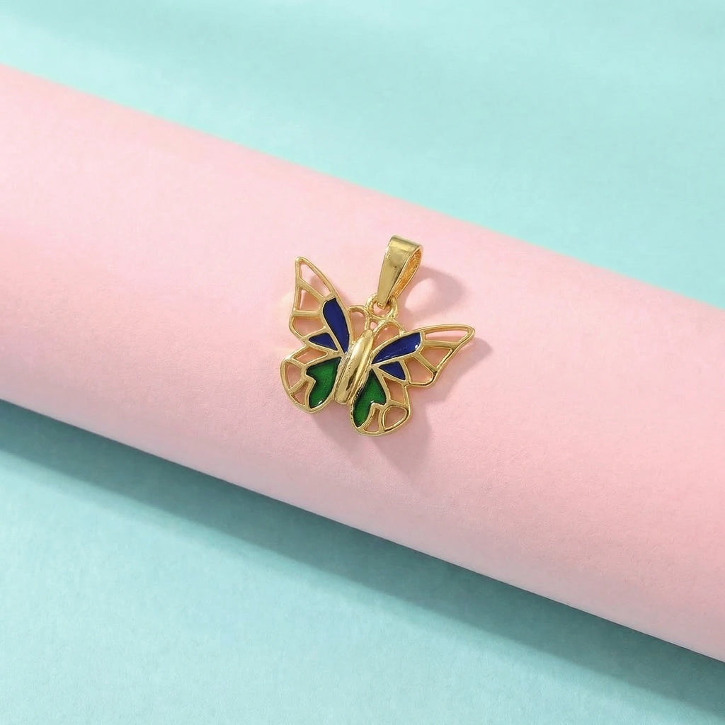 Twinkle Wings Butterfly Gold Pendant | Tinyfacets | everyday twinkle wings butterfly gold pendant wear