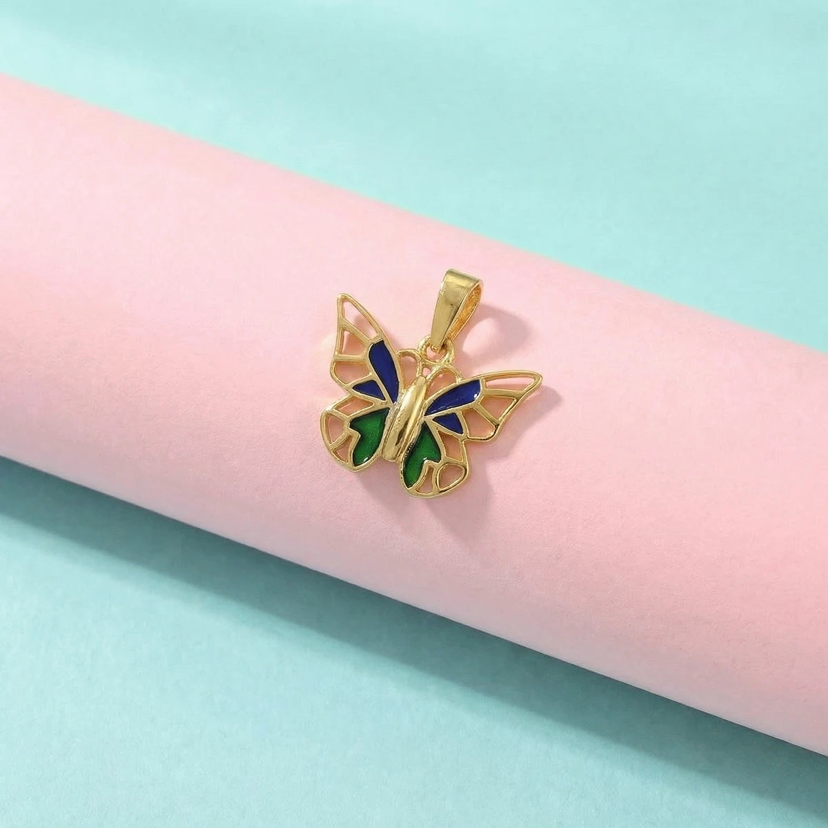Twinkle Wings Butterfly Gold Pendant | Tinyfacets | everyday twinkle wings butterfly gold pendant wear