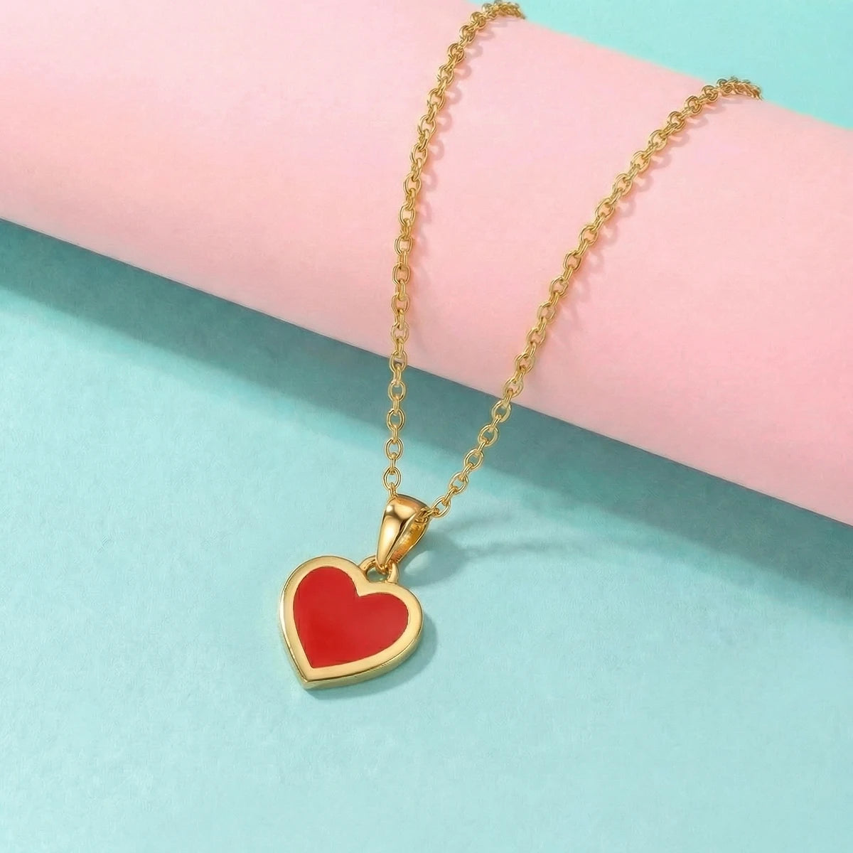 Little Love Heart Gold Pendant | Tinyfacets | everyday little love heart gold pendant wear