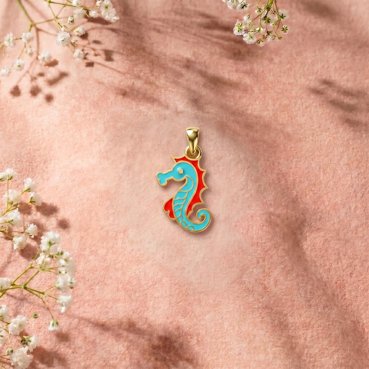 Sunny Seahorse Charm Gold Pendant