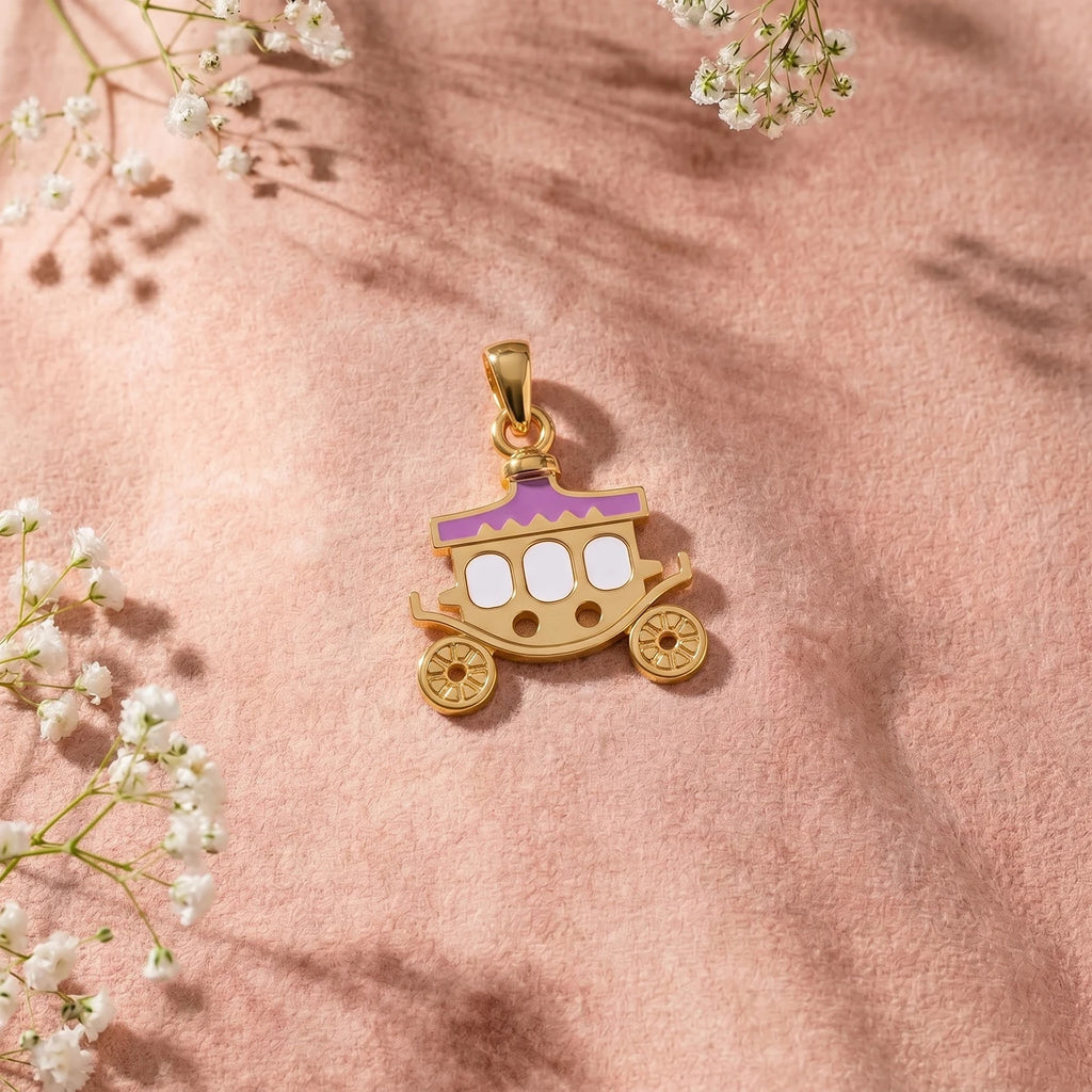 Royal Carriage Gold Pendant