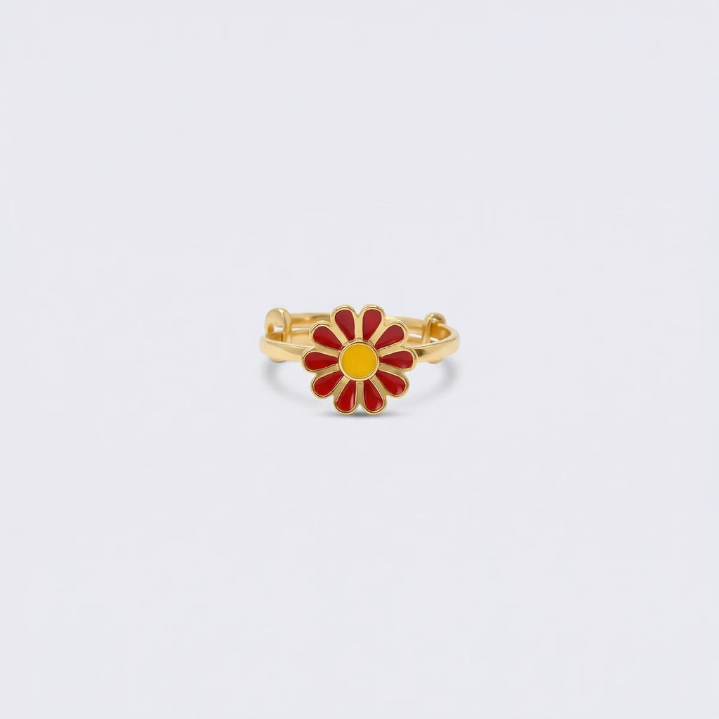 Bloomin Daisy Gold Ring | Tinyfacets | gold bloomin daisy gold ring jewelry